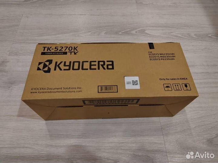 Оригинальный картридж Kyocera TK-5270К, черный