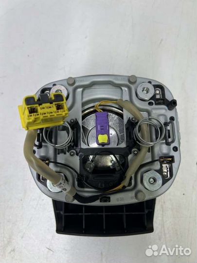 Подушка безопасности в руль Skoda Roomster 1.6 BTS