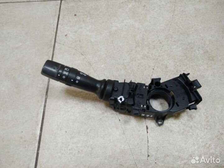 Переключатель поворотов подрулевой Kia Cerato 2 TD