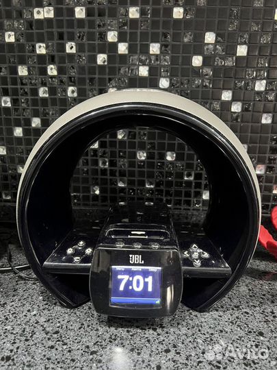 Колонка с часами jbl on air wireless