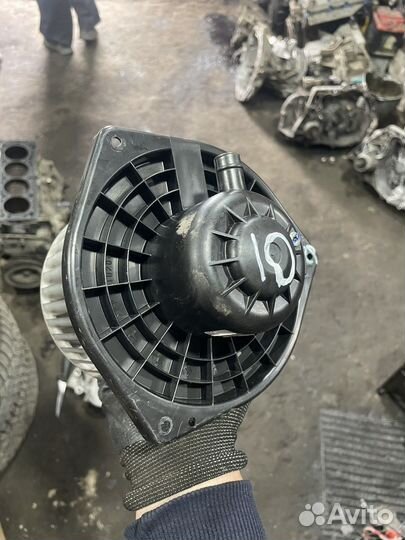 Mitsubishi lancer 10 Моторчик отопителя