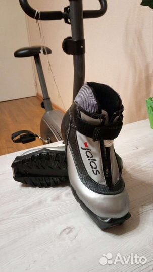 Лыжные ботинки Jalas размер 36