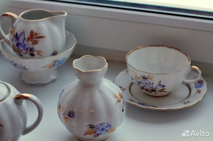 Сервиз лфз - Золотые листья (фарфор) 36 предм