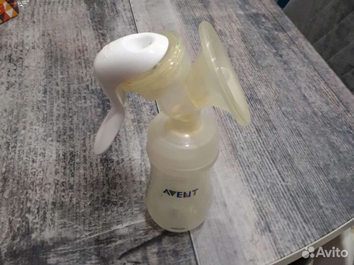 Молокоотсос avent ручной