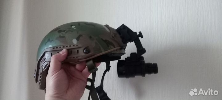 Крепление пнв к шлему