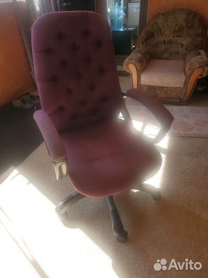 Компьютерное кресло