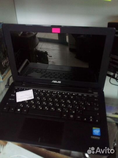 Нетбук asus