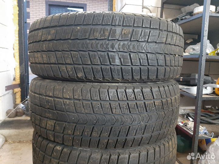 Roadstone Winguard Ice SUV 225/60 R17