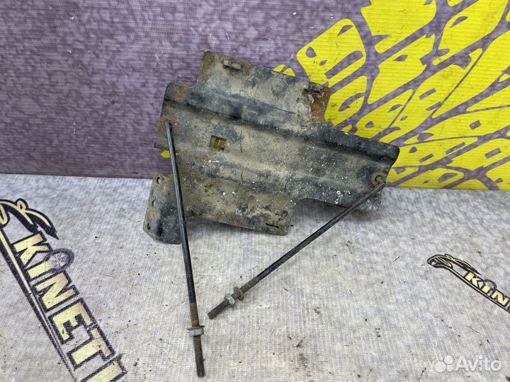 Кронштейн аккумулятора акб Estina Эстина Fora Фора