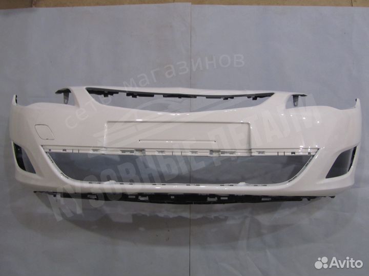 Бампер Opel Astra J оригинальный цвет
