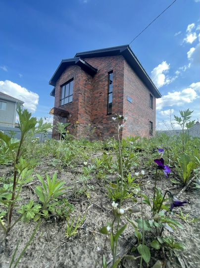 Коттедж 130 м² на участке 4 сот.