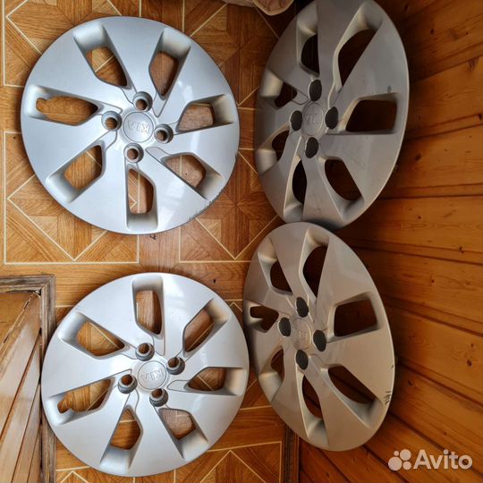Комплект колпаков Kia Rio 15r