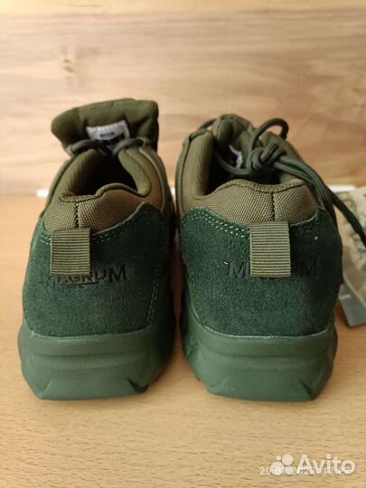 Кроссовки magnum