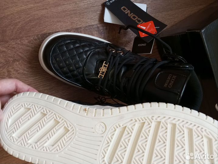 Новые ботинки 41