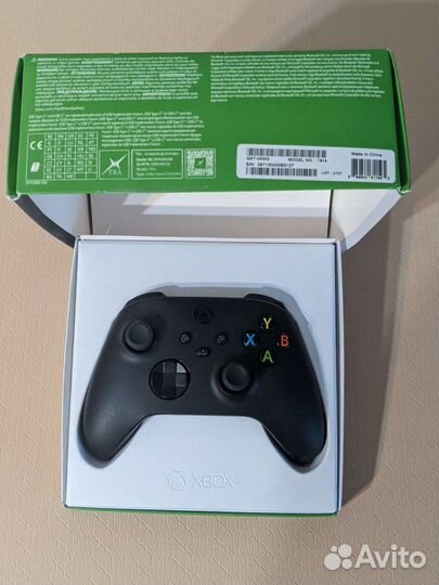 Геймпад Xbox Microsoft + крепление для телефона