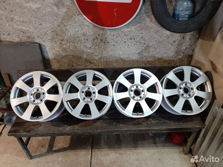 Оригинальные колесные диски R17 для Mercedes-Benz