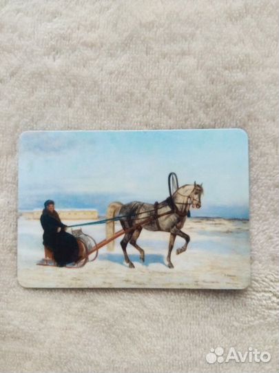 Магниты на холодильник из разных стран, с лошадьми