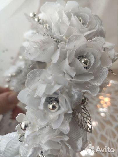 Ободок Белые цветы