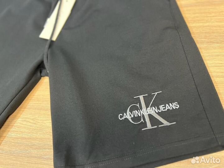 Шорты Calvin Klein