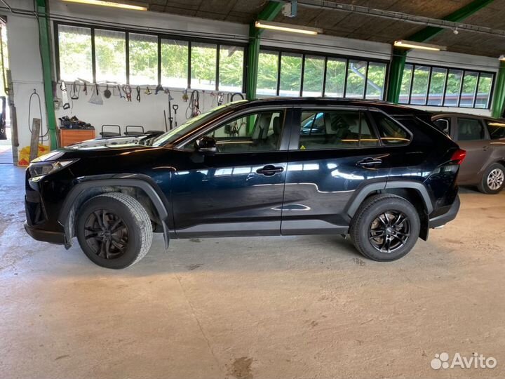 В разборе Toyota RAV 4 XA50