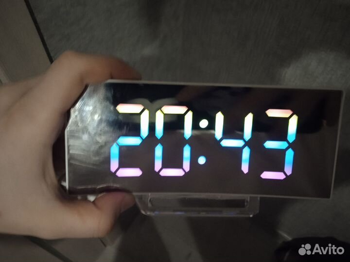 Электронный будильник