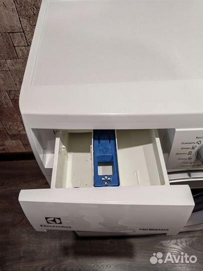 Стиральная машина Electrolux EWS1054SDU