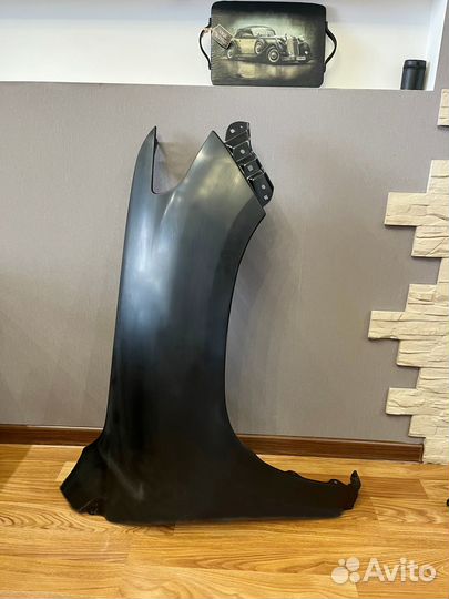 Крылья комплек пластиковые Toyota Land Cruiser 200