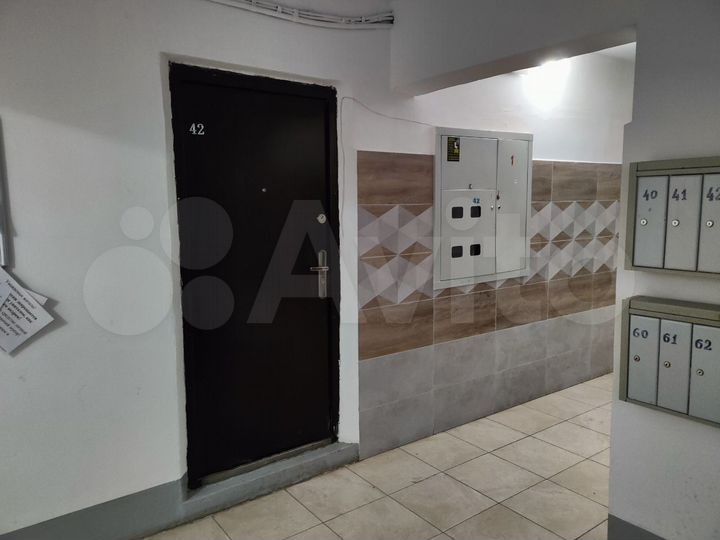 2-к. квартира, 57,2 м², 1/10 эт.