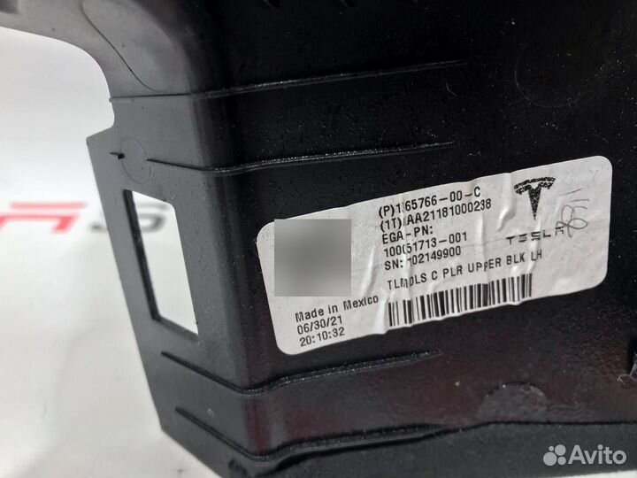 Накладка стойки С Tesla Model S 2-й рест. 2021