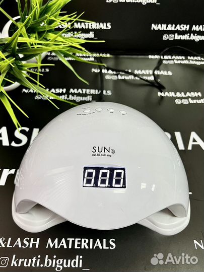 Лампа для маникюра 48w новая