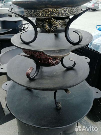 Садж чугунный с подставкой