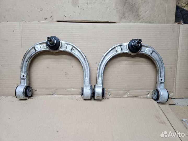 Рычаг передний верхний на mercedes ML 164