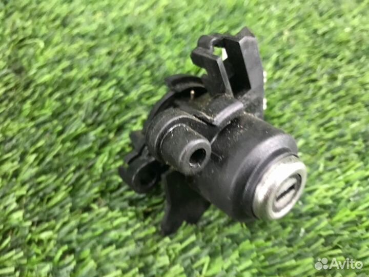 Личинка замка зажигания задняя Bmw 5 E60 N52B30