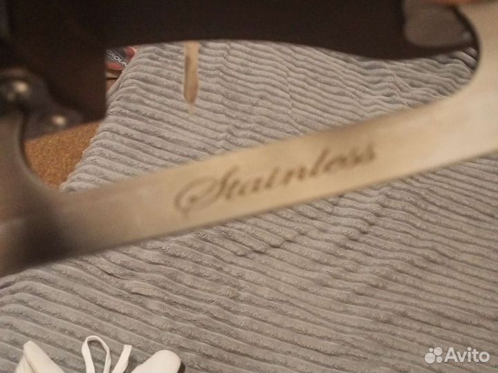 Коньки фигурные 37