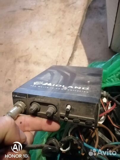 Автомобильная рация с антенной