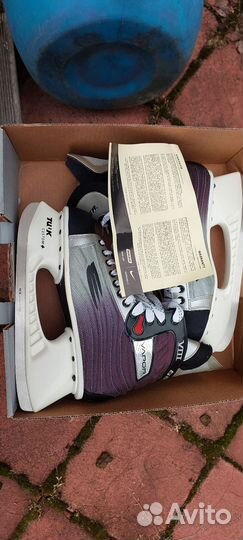 Коньки хоккейные 45 размер бауер