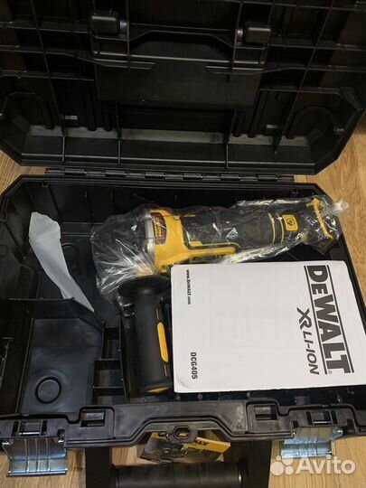 Dewalt DCD 777, DCD 708, DCG405, DWE 560, DWE 4151