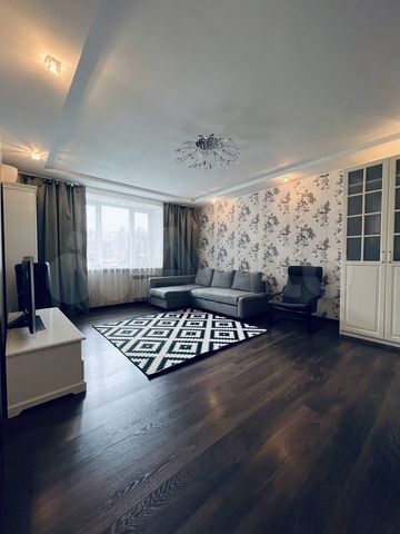 2-к. квартира, 82,8 м², 2/14 эт.