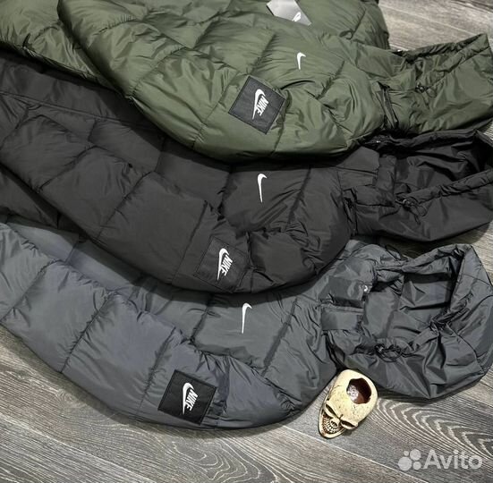 Зимние куртки Nike