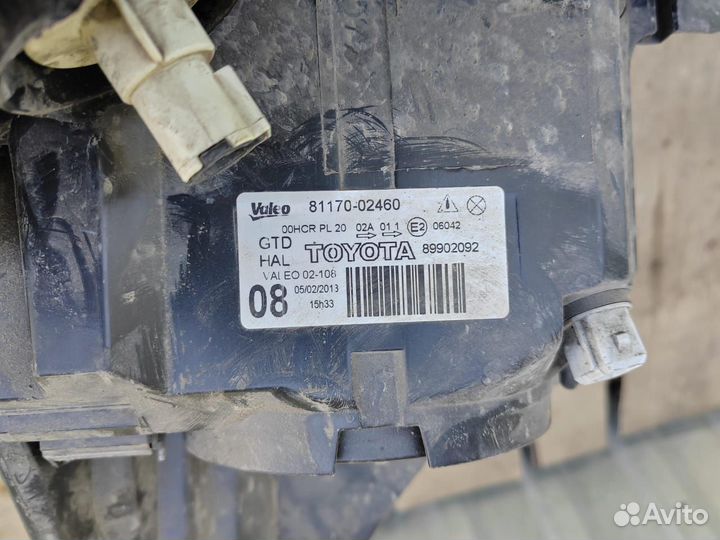 Фара левая toyota auris e150 8117002460