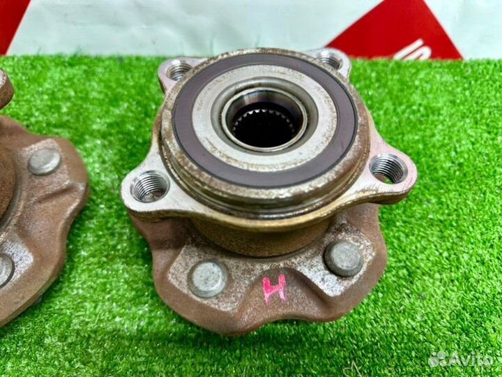 Ступичный подшипник задний Toyota Highlander XU70