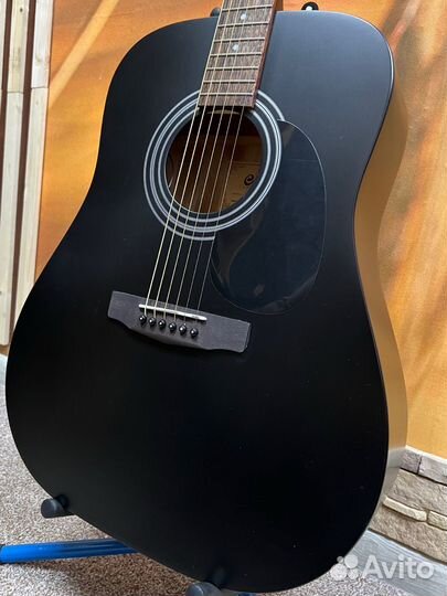 Электроакустическая гитара