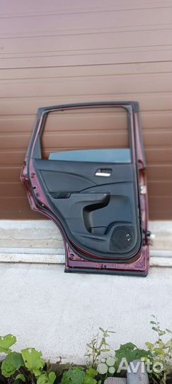 Дверь задняя левая Honda cr-v 4. Оригинал
