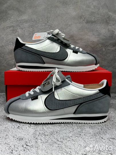 Кроссовки nike cortez