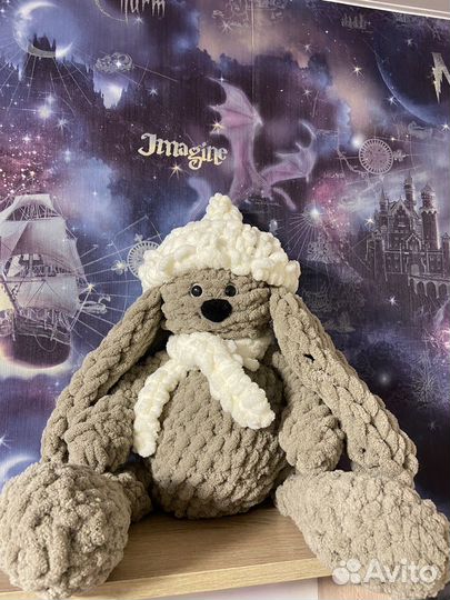 Вязанный зайчик ручная работа