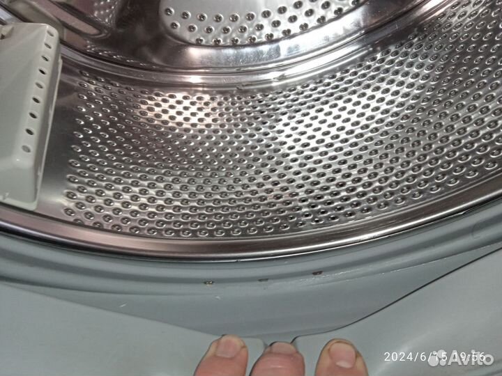 Стиральная машинка Аристон, привезу бесплатно