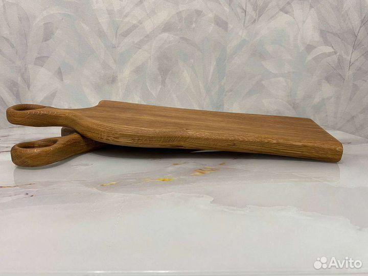 Кухонная разделочная доска из дуба неразлучницы