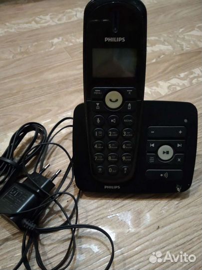 Телефон Philips