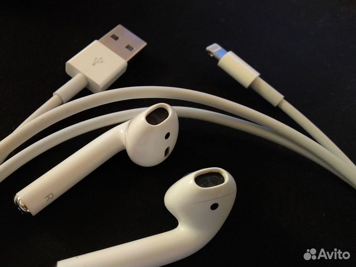 Airpods 2 оригинал + кабель оригинал