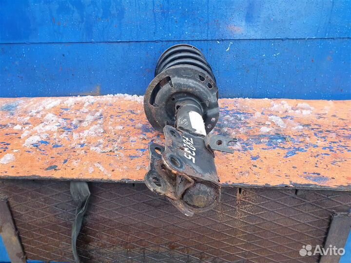 Стойка передняя правая Ford Mondeo 5 2014-2019